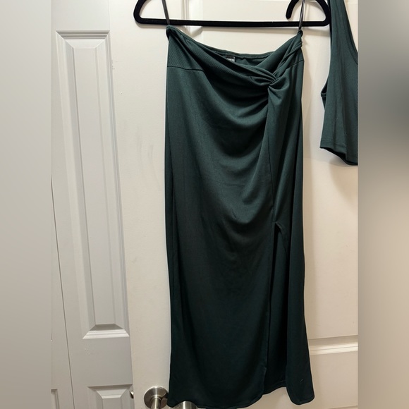 Two Piece Skirt Set - Picture 2 of 3